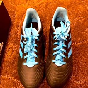 Adidas women’s soccer shoes